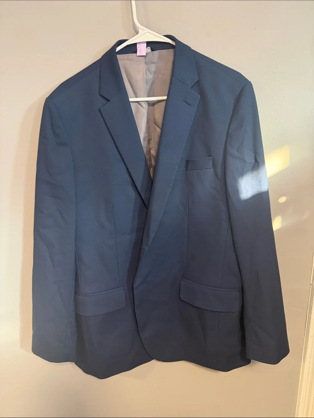 11 Men’s Blazers/Sport Coats.  Hugo Boss Calvin Klein. Tommy Hilfiger. 42-44R